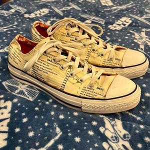 Converse Chuck Taylor diner menu print size 7 men’s 9 women’s